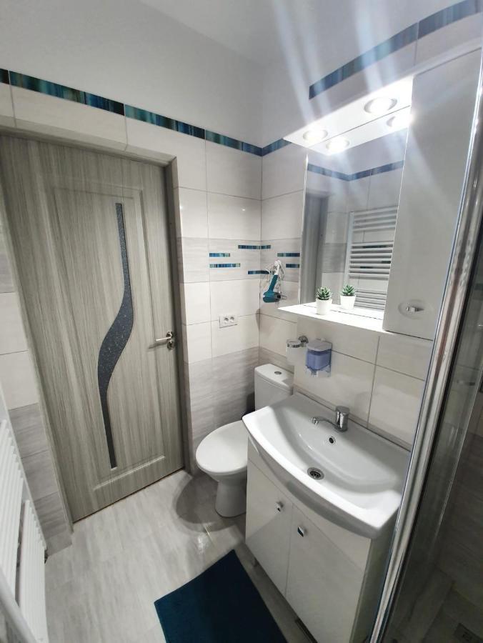 Apartament Ultra Central Marly Gura Humorului Bagian luar foto