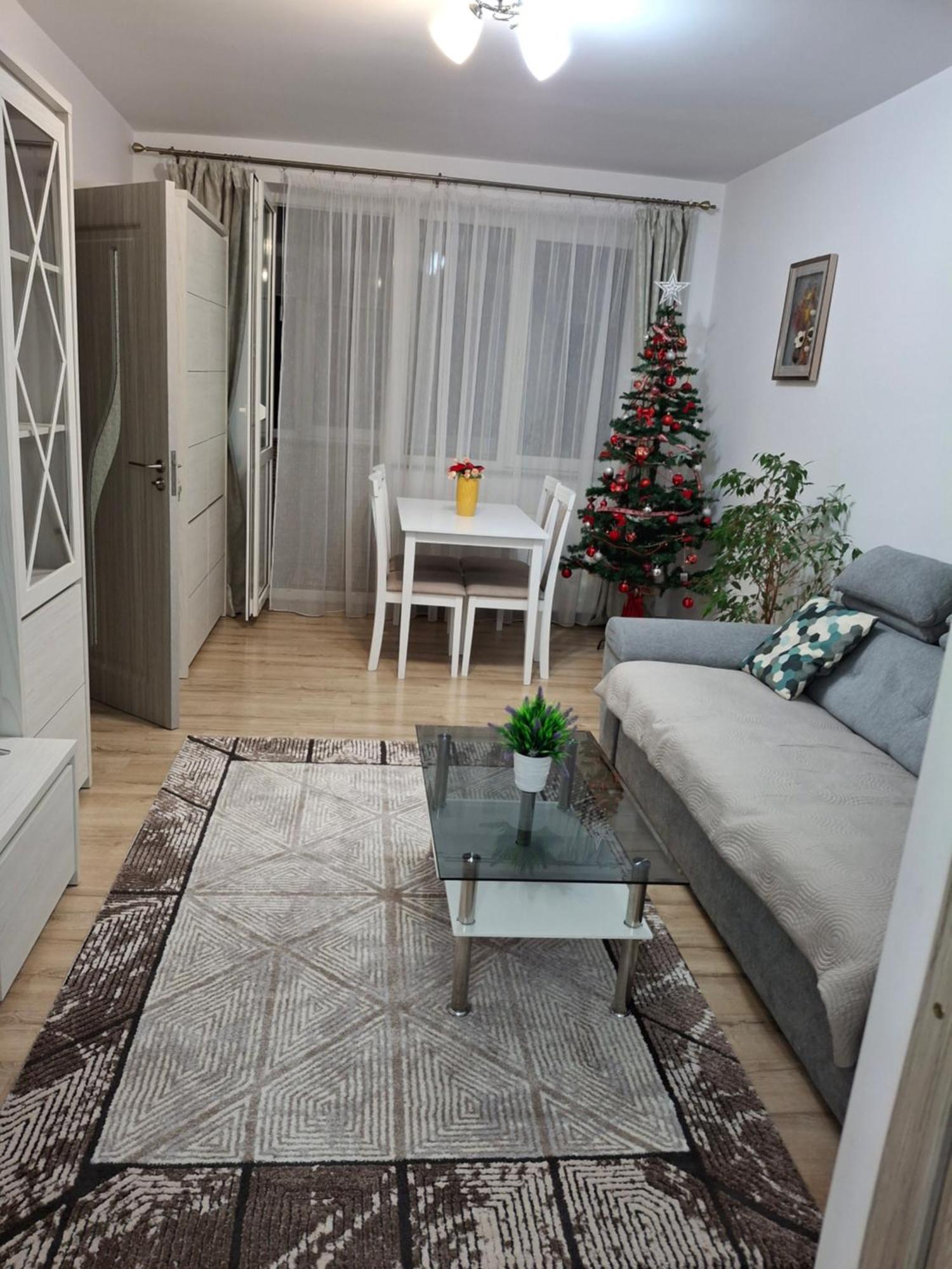 Apartament Ultra Central Marly Gura Humorului Bagian luar foto